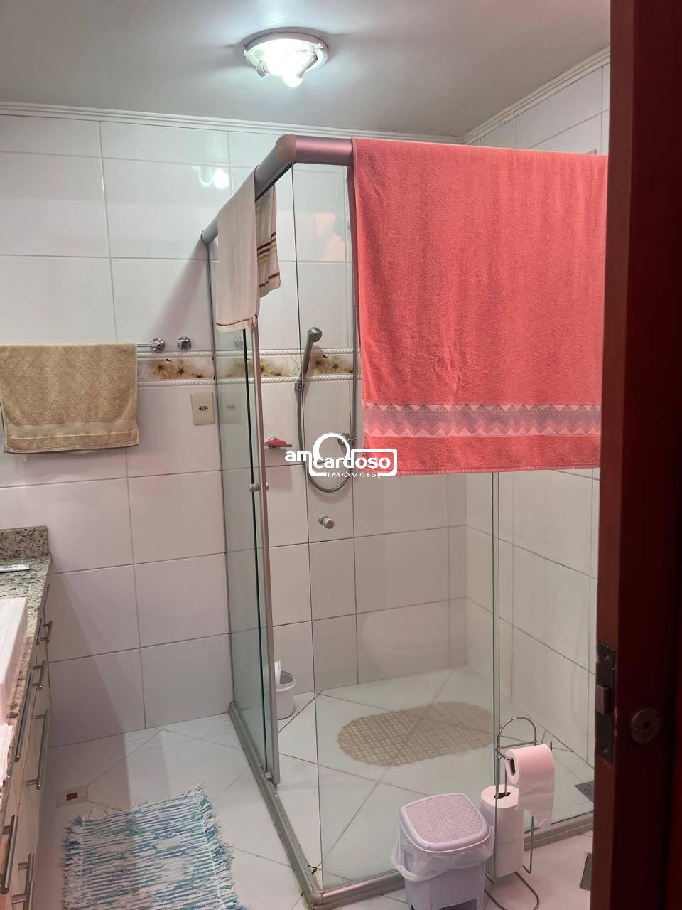 Casa com 2 quartos, 1 banheiro e 90m² à venda no bairro Parque da Matriz, Cachoeirinha