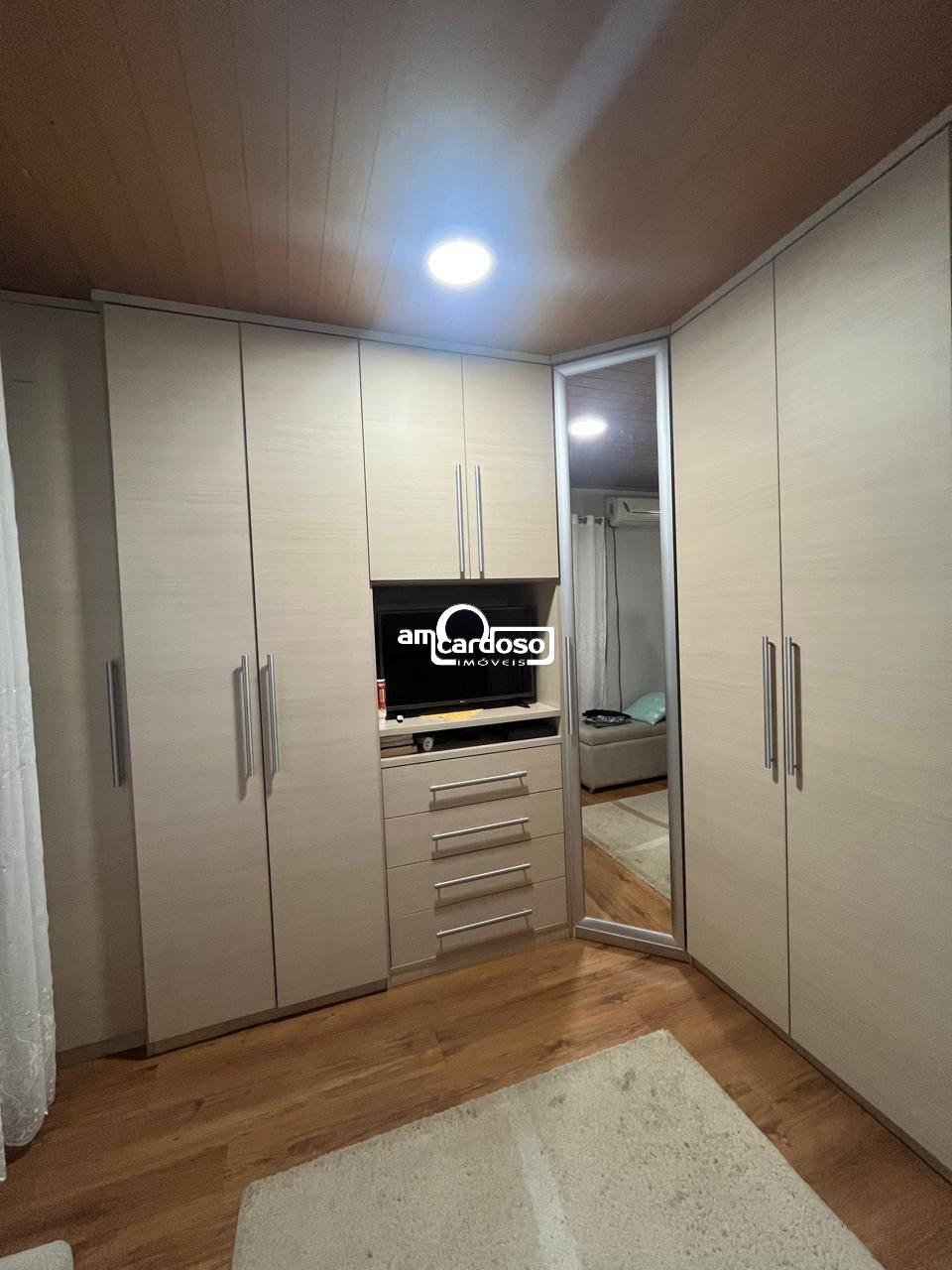 Casa com 2 quartos, 1 banheiro e 90m² à venda no bairro Parque da Matriz, Cachoeirinha