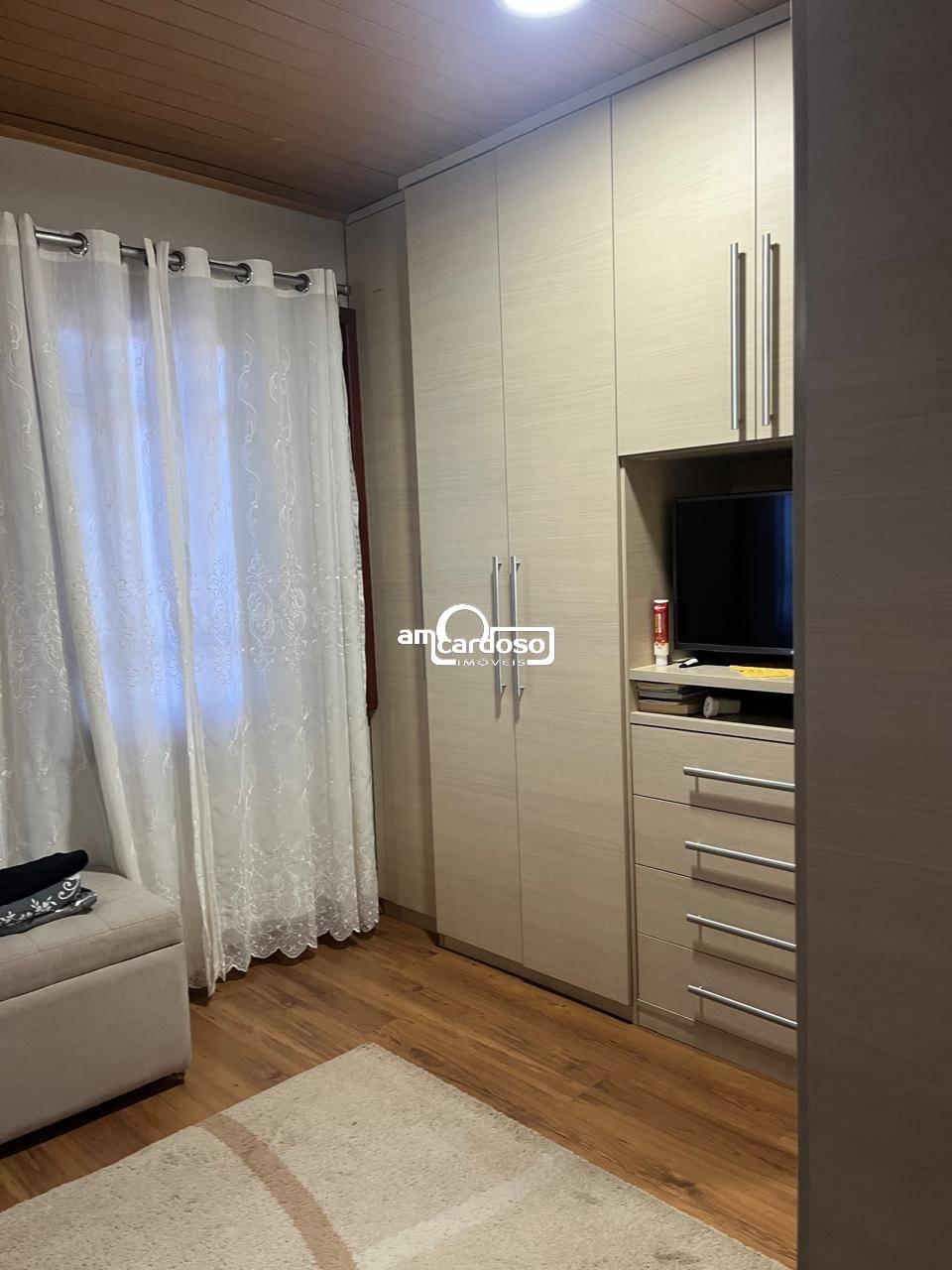 Casa com 2 quartos, 1 banheiro e 90m² à venda no bairro Parque da Matriz, Cachoeirinha