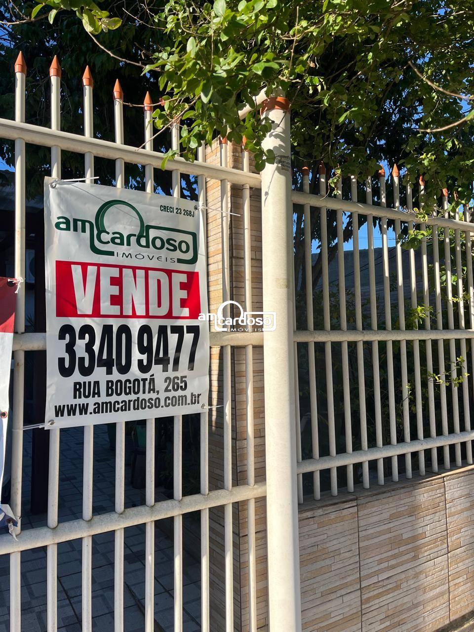 Casa com 2 quartos, 1 banheiro e 90m² à venda no bairro Parque da Matriz, Cachoeirinha