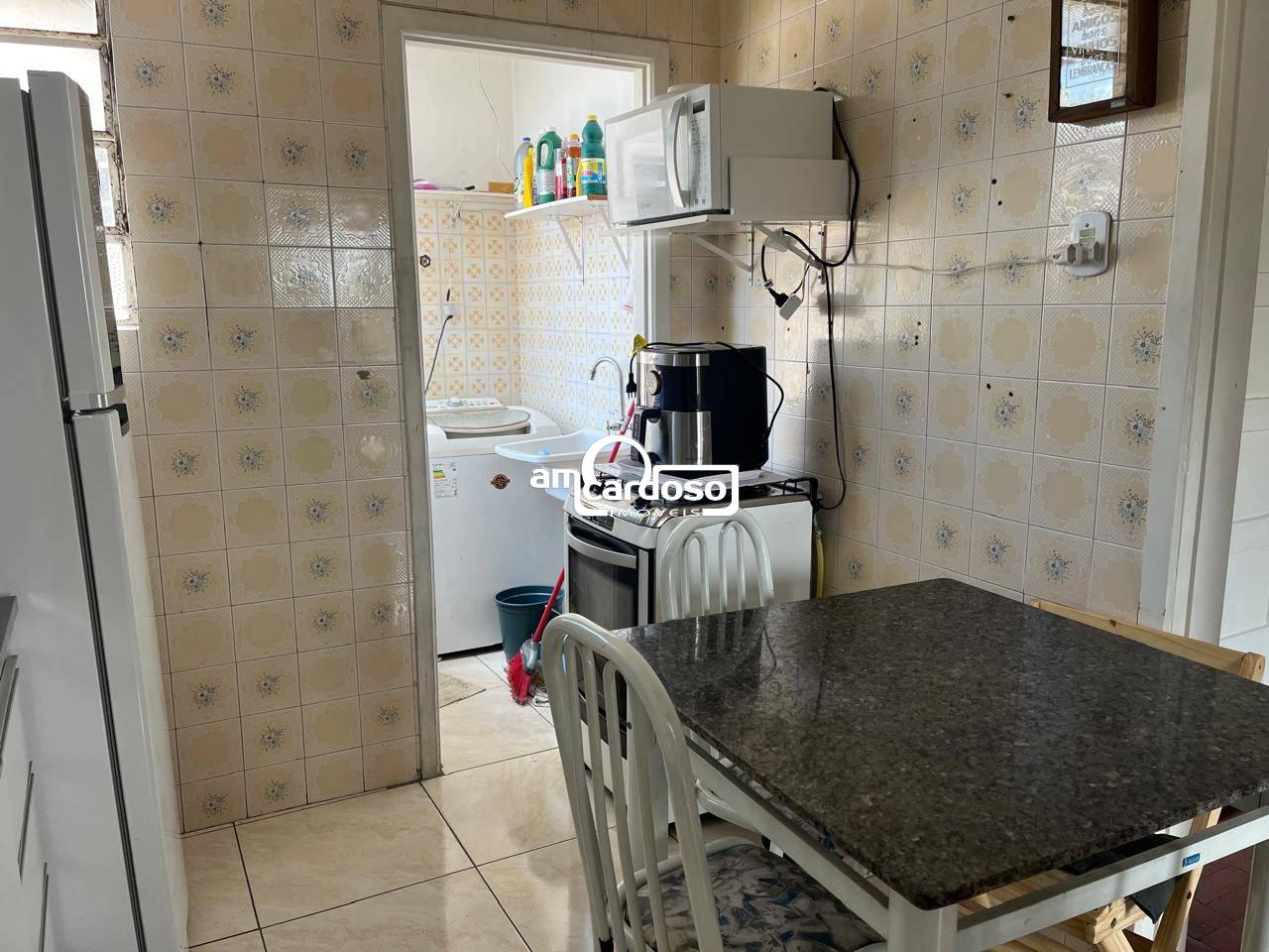 Apartamento com 2 quartos, 1 banheiro e 56m² à venda no bairro Sao Sebastiao, Porto Alegre