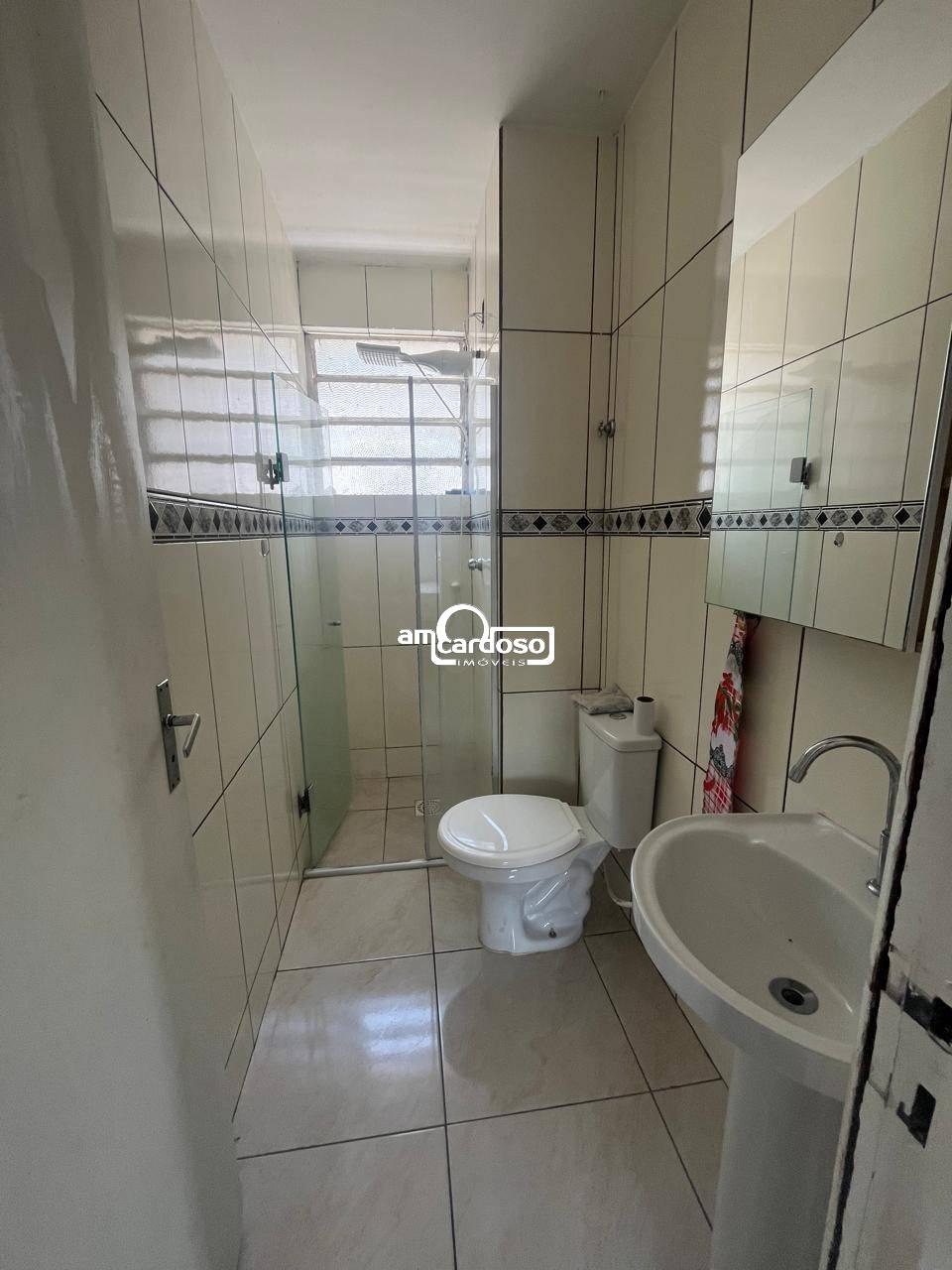 Apartamento com 2 quartos, 1 banheiro e 56m² à venda no bairro Sao Sebastiao, Porto Alegre