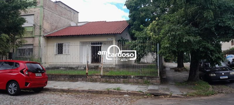 Casa com 2 quartos, 2 banheiros e 98m² à venda no bairro Sarandi, Porto Alegre