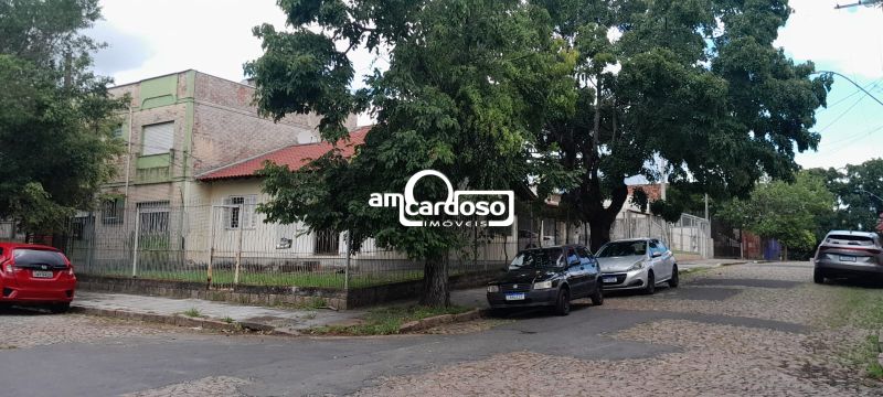 Casa com 2 quartos, 2 banheiros e 98m² à venda no bairro Sarandi, Porto Alegre