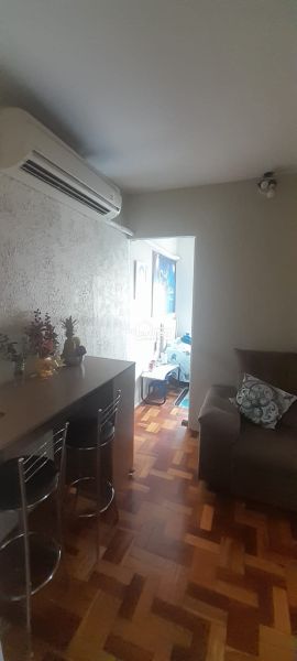 Apartamento com 1 quarto, 1 banheiro e 40m² à venda no bairro Jardim Leopoldina, Porto Alegre
