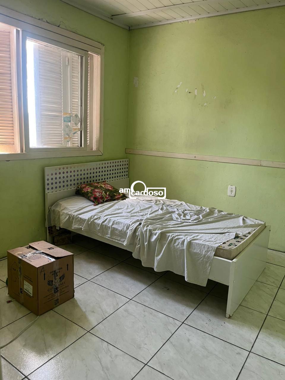 Casa com 4 quartos, 2 banheiros e 110m² à venda no bairro Parque dos Mayas, Porto Alegre