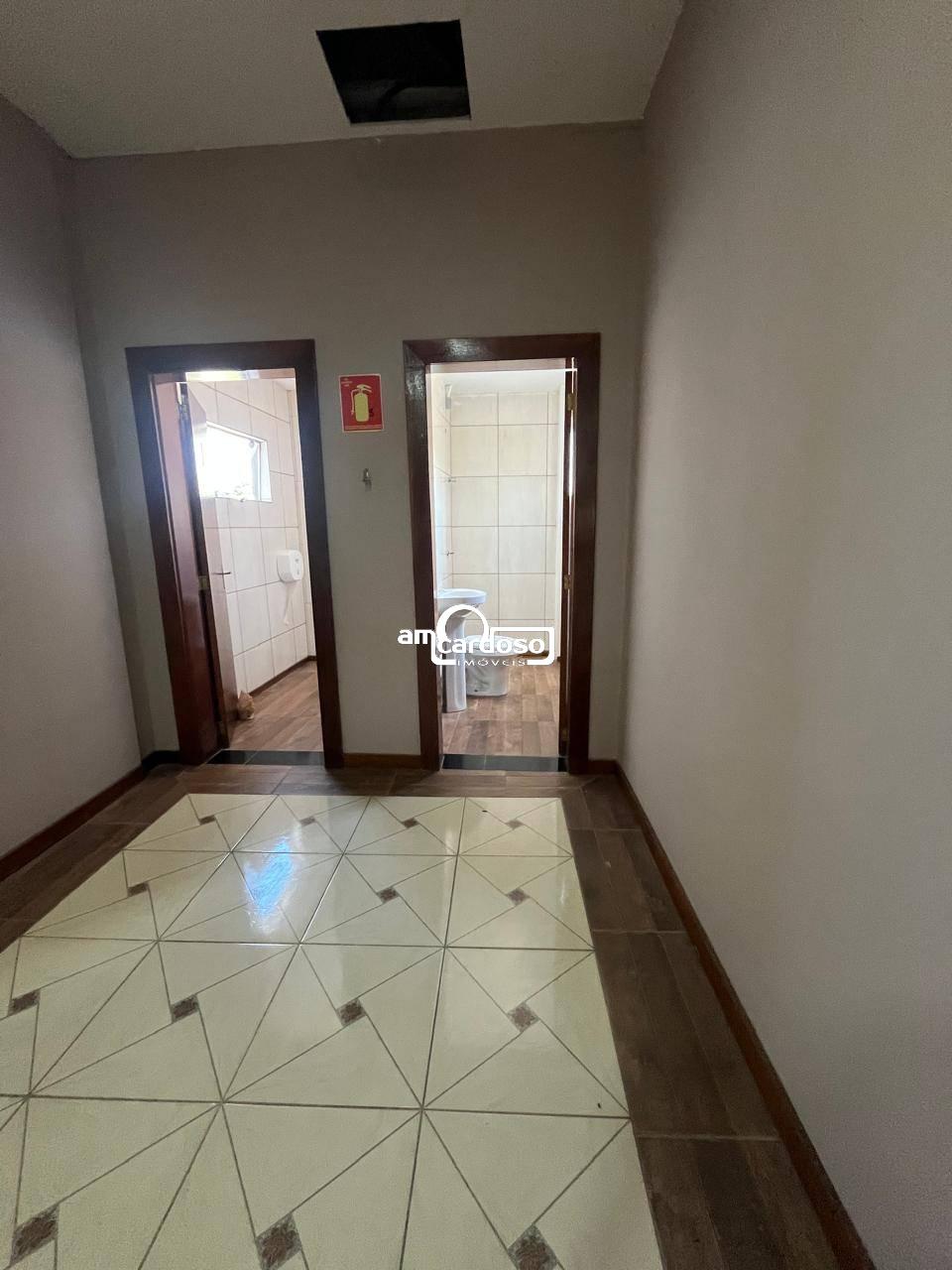 Prédio Comercial com 650m² à venda no bairro Neópolis, Gravatai