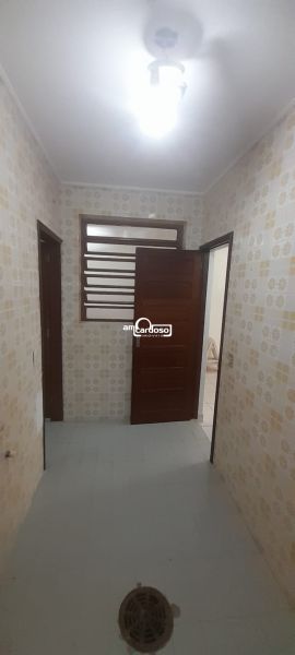 Casa com 4 quartos, 4 banheiros e 214m² à venda no bairro Jardim Lindoia, Porto Alegre