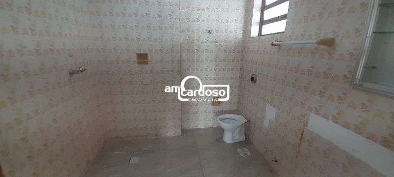 Casa com 4 quartos, 4 banheiros e 214m² à venda no bairro Jardim Lindoia, Porto Alegre
