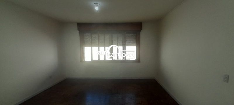 Casa com 4 quartos, 4 banheiros e 214m² à venda no bairro Jardim Lindoia, Porto Alegre