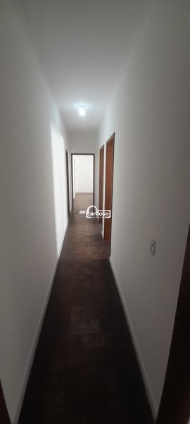 Casa com 4 quartos, 4 banheiros e 214m² à venda no bairro Jardim Lindoia, Porto Alegre