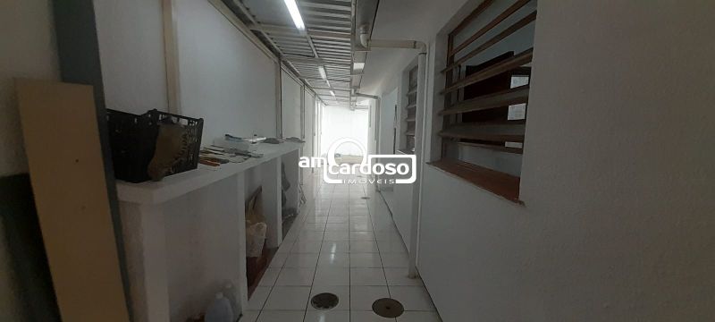 Casa com 4 quartos, 4 banheiros e 214m² à venda no bairro Jardim Lindoia, Porto Alegre