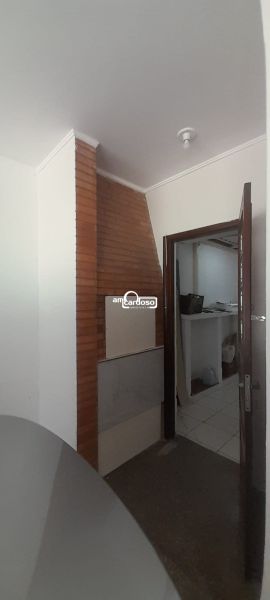 Casa com 4 quartos, 4 banheiros e 214m² à venda no bairro Jardim Lindoia, Porto Alegre