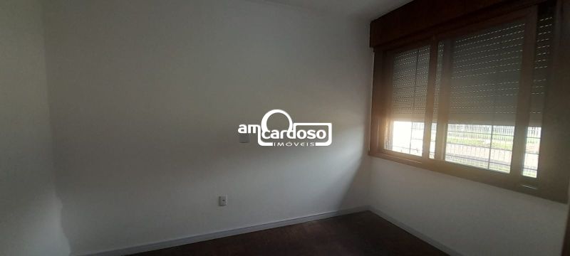 Casa com 4 quartos, 4 banheiros e 214m² à venda no bairro Jardim Lindoia, Porto Alegre