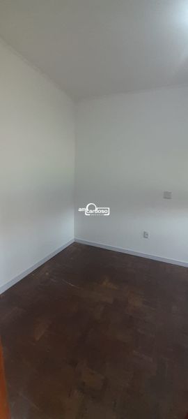 Casa com 4 quartos, 4 banheiros e 214m² à venda no bairro Jardim Lindoia, Porto Alegre