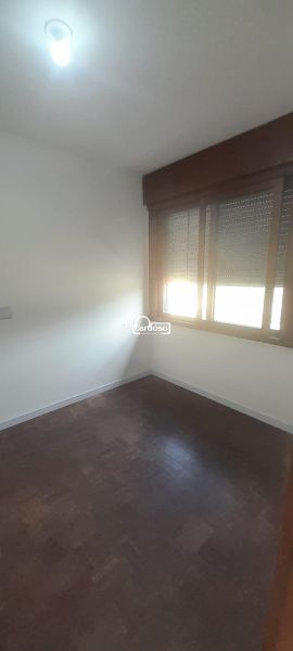 Casa com 4 quartos, 4 banheiros e 214m² à venda no bairro Jardim Lindoia, Porto Alegre