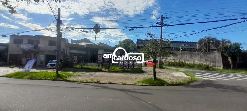 Casa com 4 quartos, 2 banheiros e 166m² à venda no bairro Cristo Redentor, Porto Alegre