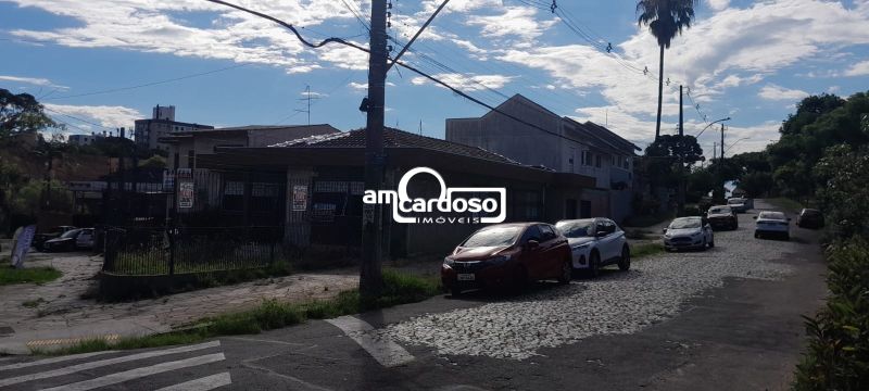 Casa com 4 quartos, 2 banheiros e 166m² à venda no bairro Cristo Redentor, Porto Alegre