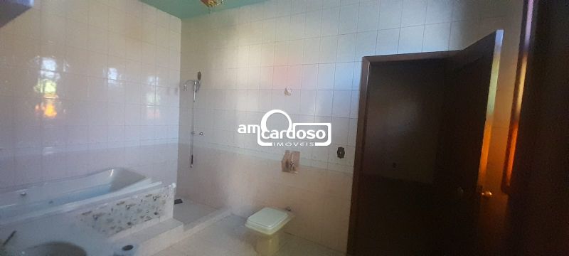 Casa com 4 quartos, 2 banheiros e 166m² à venda no bairro Cristo Redentor, Porto Alegre