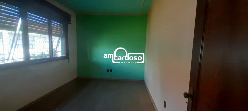 Casa com 4 quartos, 2 banheiros e 166m² à venda no bairro Cristo Redentor, Porto Alegre