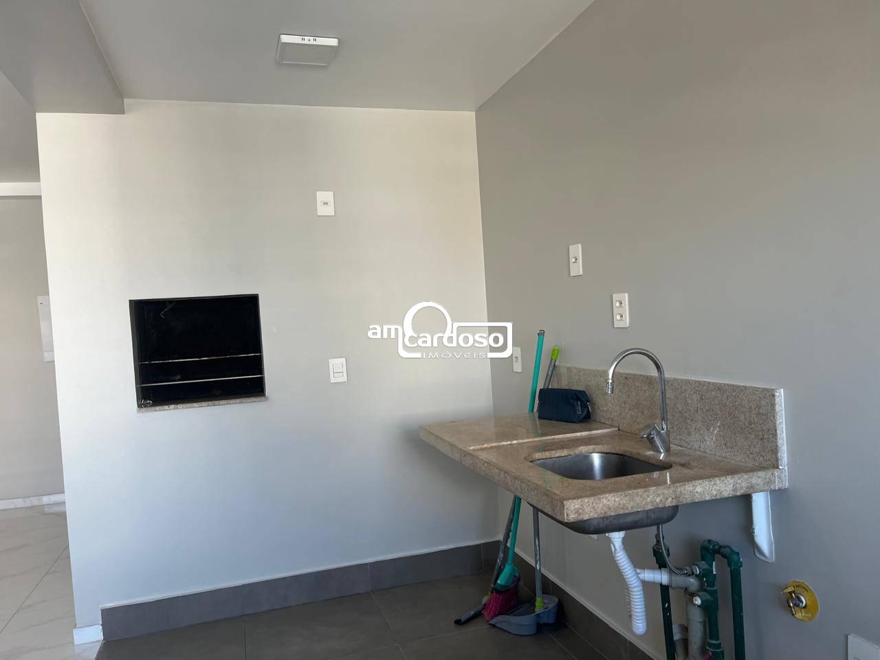 Apartamento com 3 quartos, 3 banheiros e 81m² à venda no bairro Sao Sebastiao, Porto Alegre