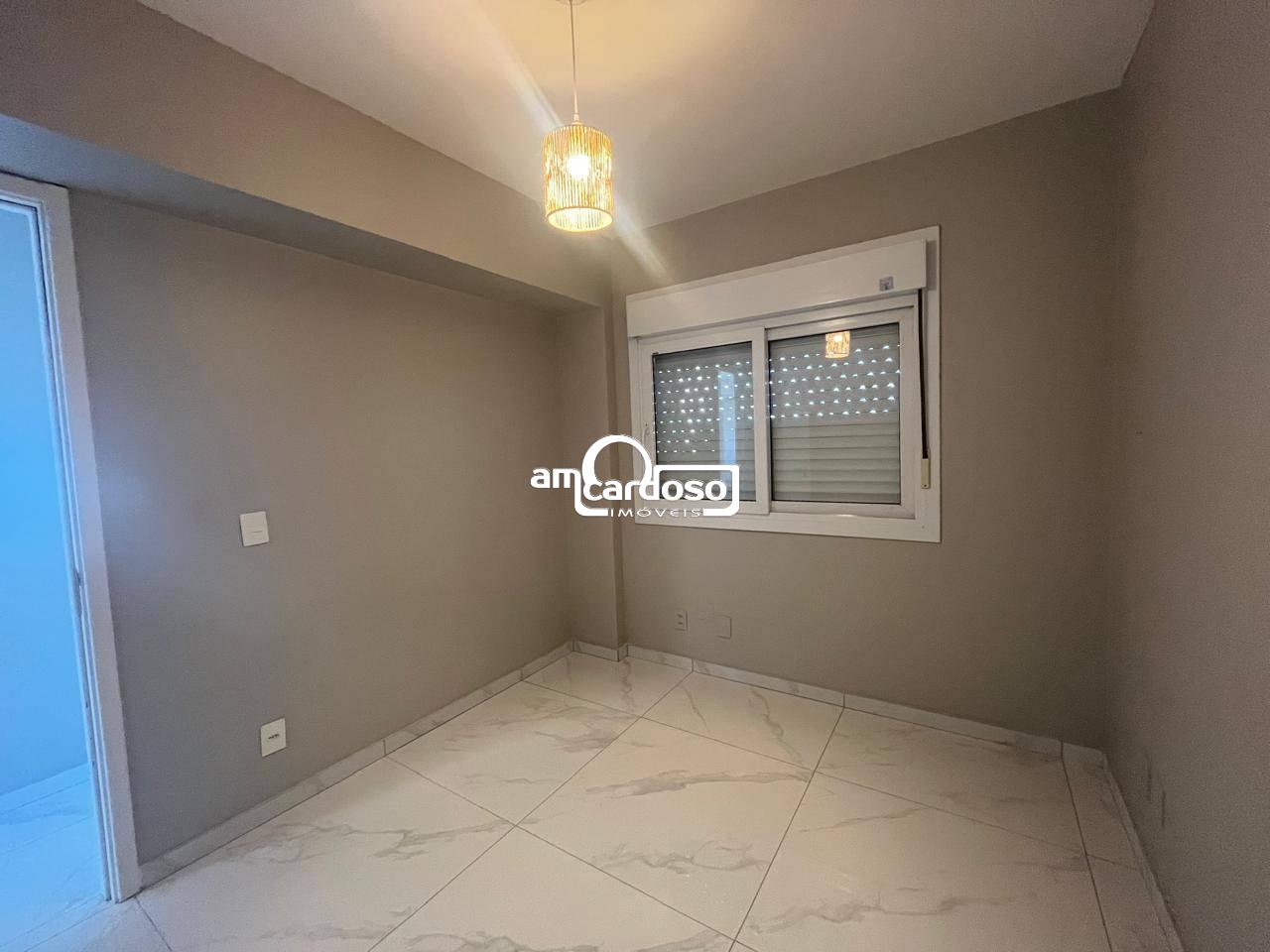 Apartamento com 3 quartos, 3 banheiros e 81m² à venda no bairro Sao Sebastiao, Porto Alegre