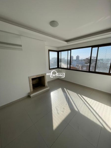 Apartamento com 3 quartos, 2 banheiros e 75m² à venda no bairro Sao Sebastiao, Porto Alegre