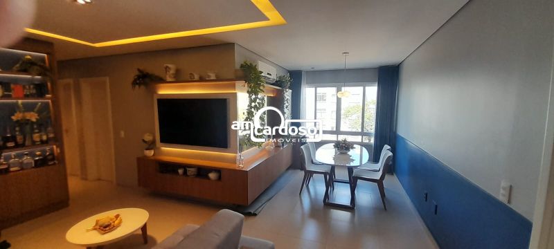 Apartamento com 2 quartos, 2 banheiros e 98m² à venda no bairro Vila Ipiranga, Porto Alegre