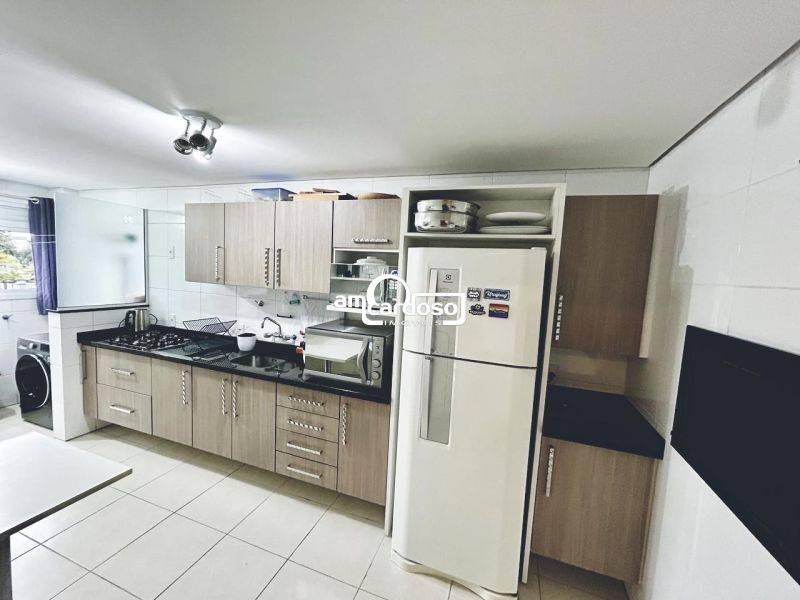 Apartamento com 2 quartos, 2 banheiros e 98m² à venda no bairro Vila Ipiranga, Porto Alegre