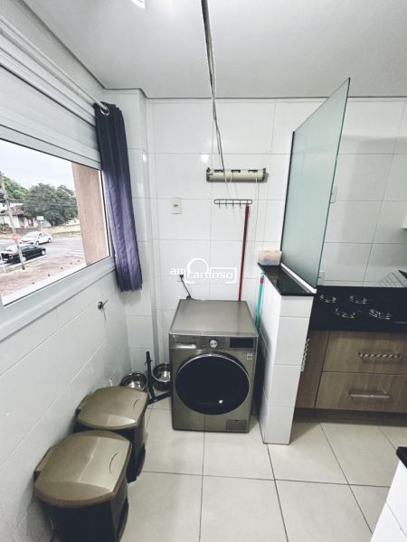Apartamento com 2 quartos, 2 banheiros e 98m² à venda no bairro Vila Ipiranga, Porto Alegre