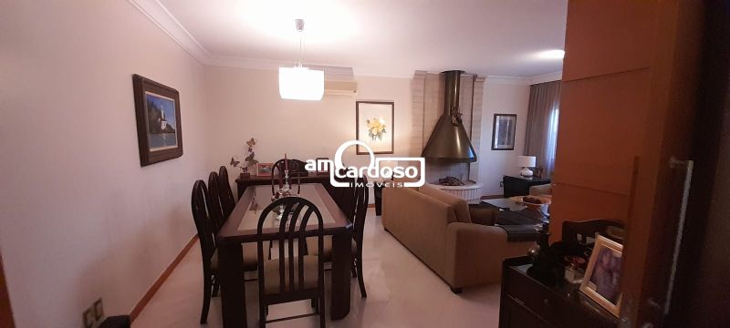 Casa com 4 quartos, 3 banheiros e 160m² à venda no bairro Sao Sebastiao, Porto Alegre
