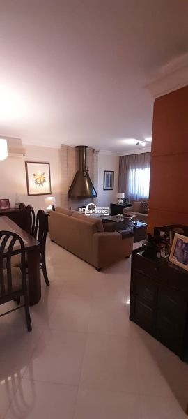 Casa com 4 quartos, 3 banheiros e 160m² à venda no bairro Sao Sebastiao, Porto Alegre