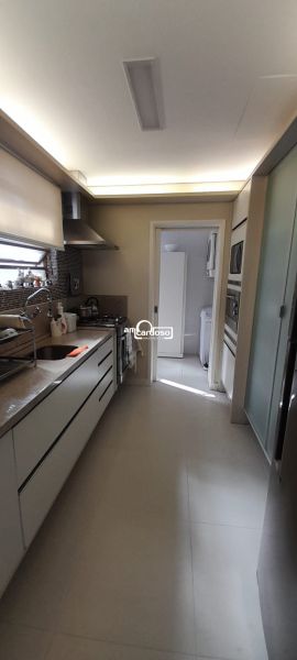 Casa com 4 quartos, 3 banheiros e 160m² à venda no bairro Sao Sebastiao, Porto Alegre