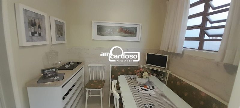 Casa com 4 quartos, 3 banheiros e 160m² à venda no bairro Sao Sebastiao, Porto Alegre
