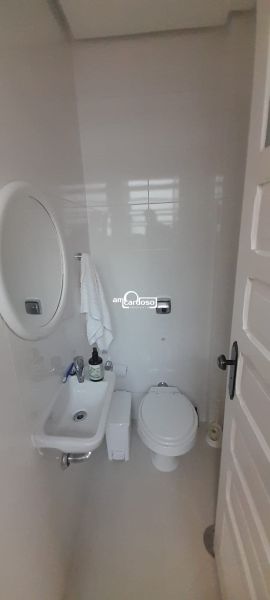 Casa com 4 quartos, 3 banheiros e 160m² à venda no bairro Sao Sebastiao, Porto Alegre