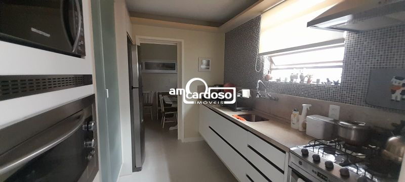 Casa com 4 quartos, 3 banheiros e 160m² à venda no bairro Sao Sebastiao, Porto Alegre