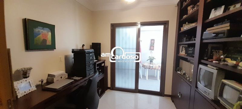 Casa com 4 quartos, 3 banheiros e 160m² à venda no bairro Sao Sebastiao, Porto Alegre