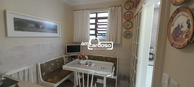 Casa com 4 quartos, 3 banheiros e 160m² à venda no bairro Sao Sebastiao, Porto Alegre