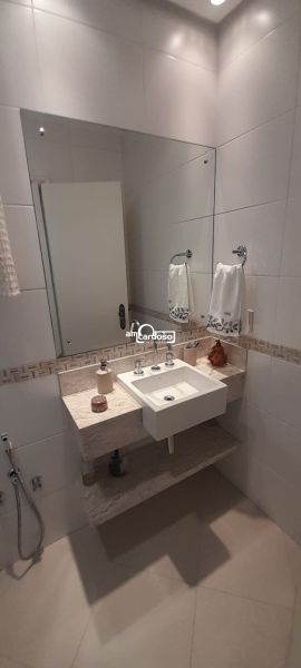 Casa com 4 quartos, 3 banheiros e 160m² à venda no bairro Sao Sebastiao, Porto Alegre