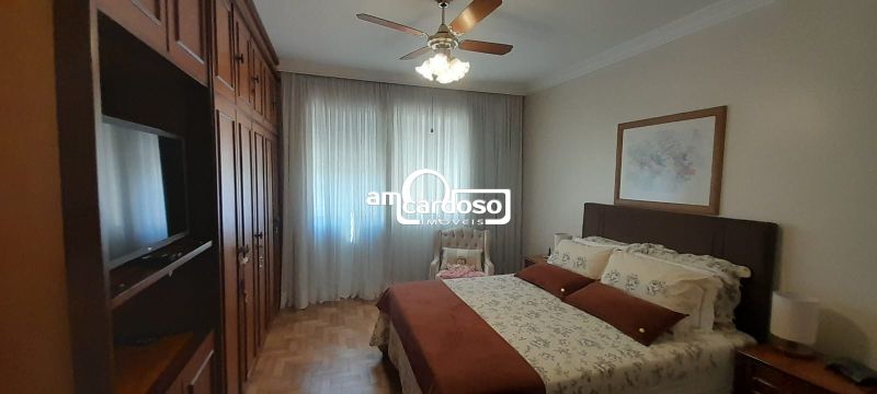 Casa com 4 quartos, 3 banheiros e 160m² à venda no bairro Sao Sebastiao, Porto Alegre