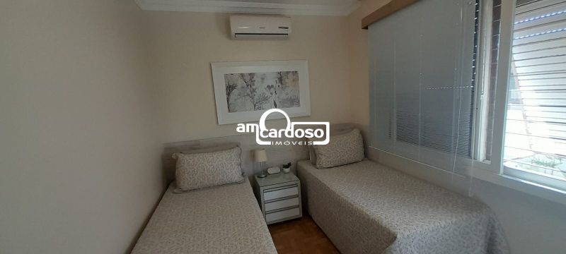Casa com 4 quartos, 3 banheiros e 160m² à venda no bairro Sao Sebastiao, Porto Alegre