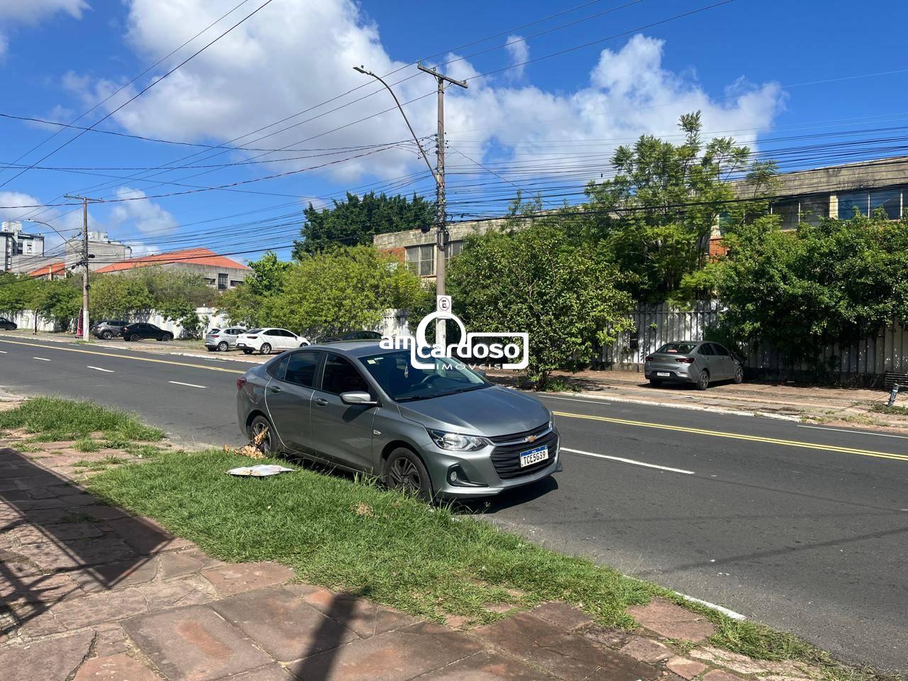 Terreno Comercial com 265m² à venda no bairro Vila Ipiranga, Porto Alegre