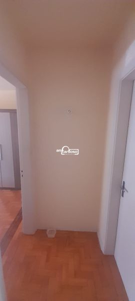 Apartamento com 2 quartos, 1 banheiro e 56m² à venda no bairro Vila Ipiranga, Porto Alegre
