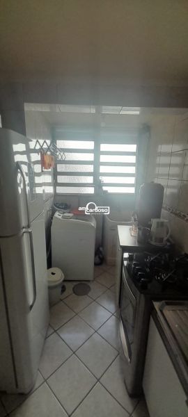 Apartamento com 2 quartos, 1 banheiro e 56m² à venda no bairro Vila Ipiranga, Porto Alegre