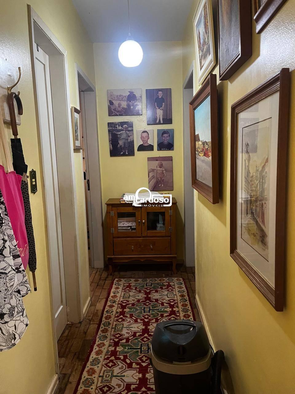 Apartamento com 2 quartos, 1 banheiro e 66m² à venda no bairro Sao Sebastiao, Porto Alegre