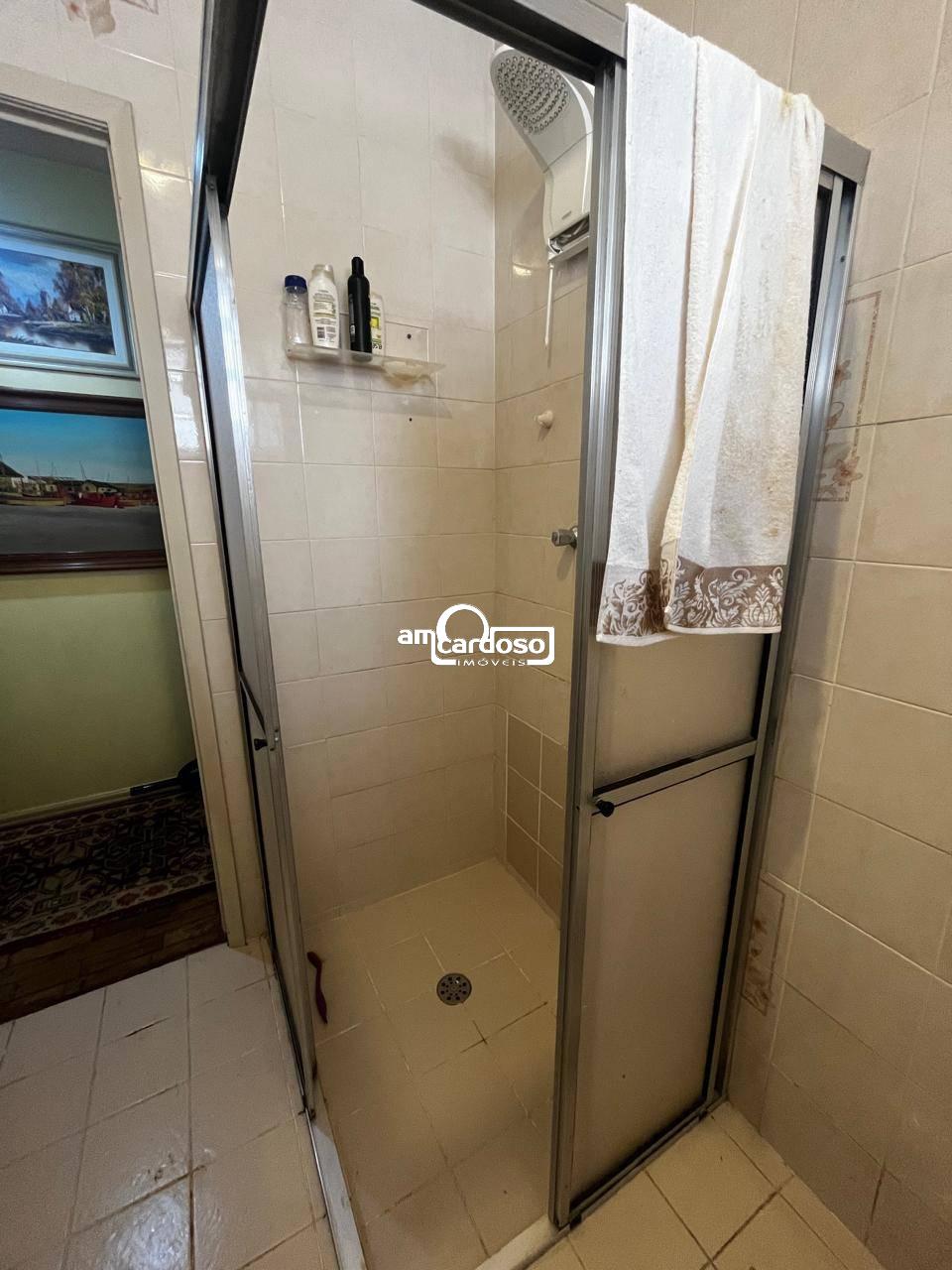 Apartamento com 2 quartos, 1 banheiro e 66m² à venda no bairro Sao Sebastiao, Porto Alegre