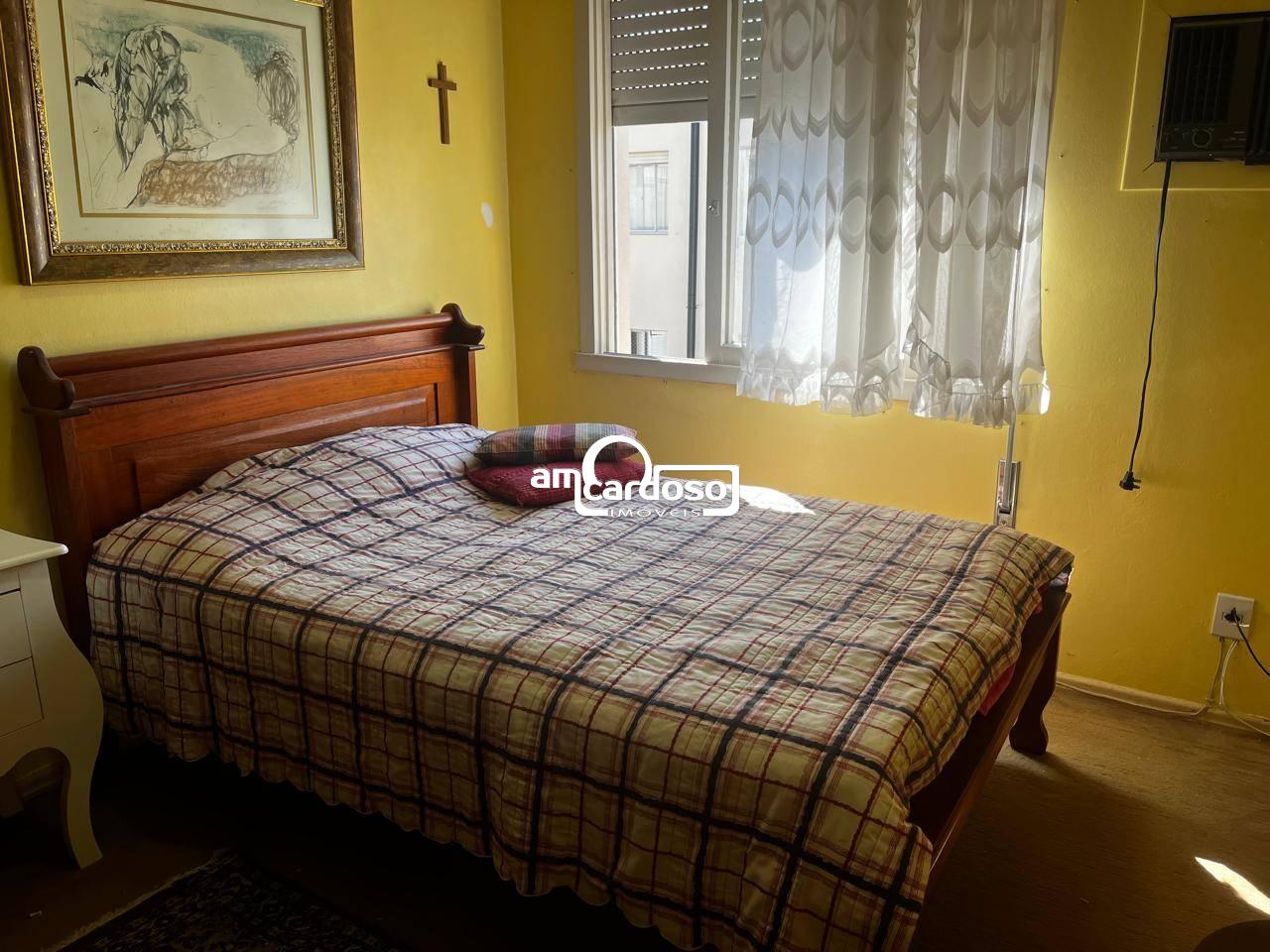 Apartamento com 2 quartos, 1 banheiro e 66m² à venda no bairro Sao Sebastiao, Porto Alegre