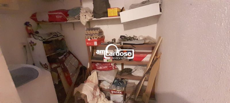 Apartamento com 3 quartos, 2 banheiros e 95m² à venda no bairro Sao Sebastiao, Porto Alegre