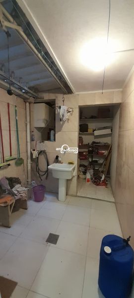 Apartamento com 3 quartos, 2 banheiros e 95m² à venda no bairro Sao Sebastiao, Porto Alegre