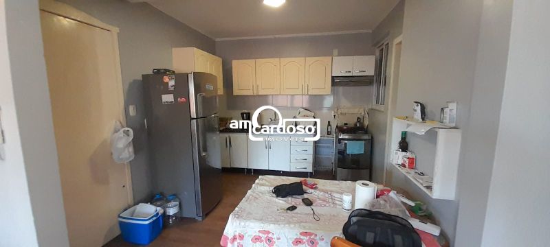 Apartamento com 3 quartos, 2 banheiros e 95m² à venda no bairro Sao Sebastiao, Porto Alegre